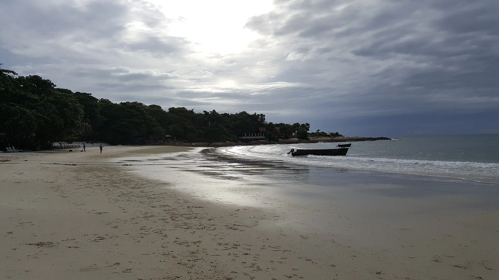 วิวทะเลเกาะเสม็ดและหาดแม่รำพึงจังหวัดระยอง